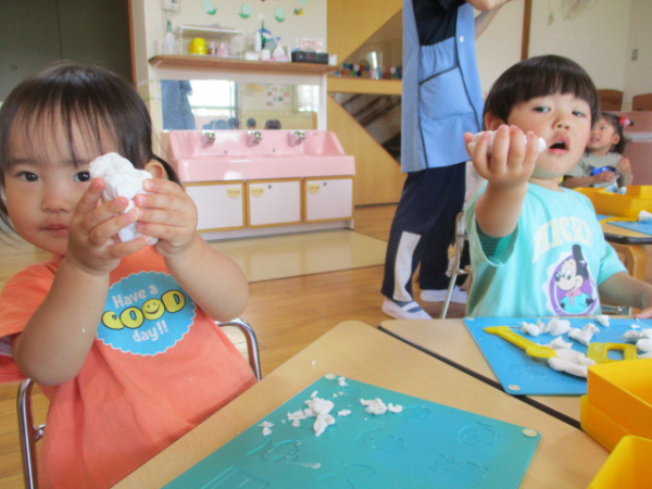 楽しい粘土遊び♪