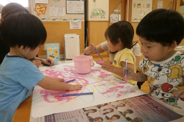 親子教室にこにこルーム9月の様子をお知らせします