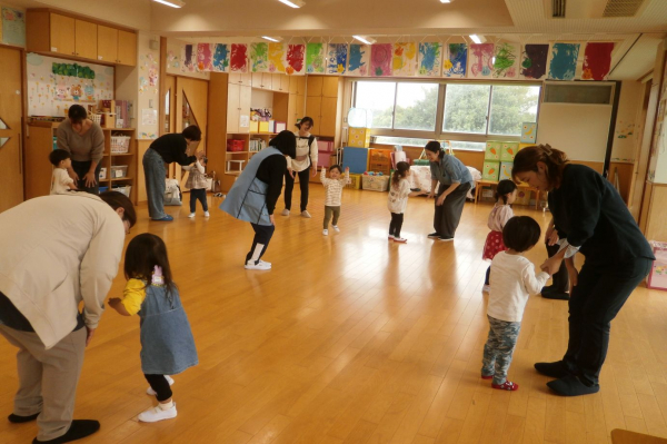 R7年度　親子教室にこにこルーム10月の様子をお知らせします