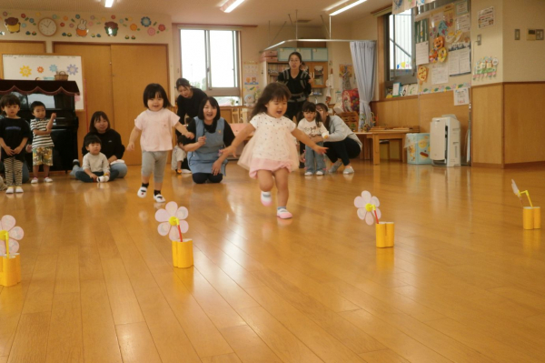 R7年度 親子教室にこにこルーム10月の様子をお知らせします