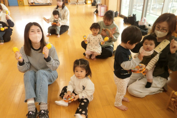 令和7年度　親子教室にこにこルーム1歳児クラスの様子をお知らせします